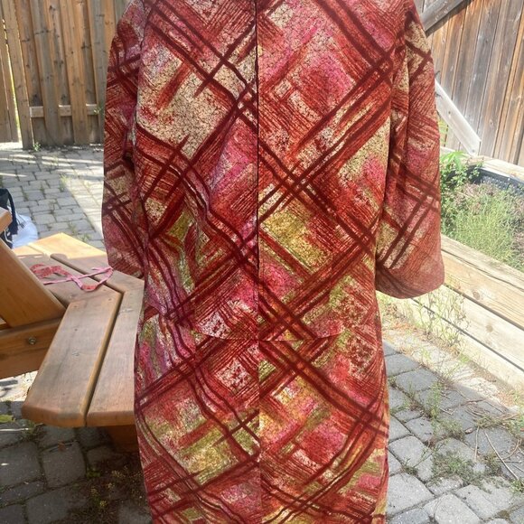 Vintage Plus Sized Fall Dress-- SALE $15 dresses & 3 for $30 - Picture 2 of 6
